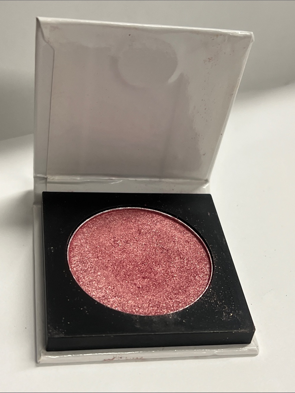 Naked Cosmetics Desert Sunset 04 Pressed Pigment Eyeshadow